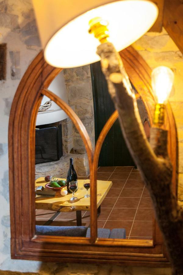 Aristidis'S Plouti Moires Guest House ภายนอก รูปภาพ